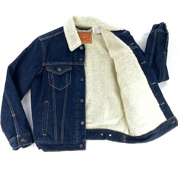 Levi's Jackets & Blazers - Levi’s NWT Sherpa Trucker Jean Jacket 🎈Sale